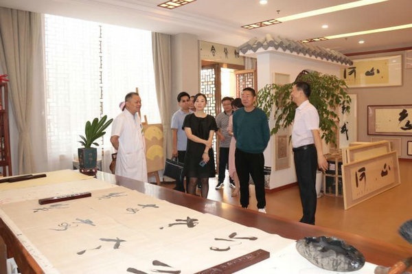 1570784626859098.jpg 2.jpg