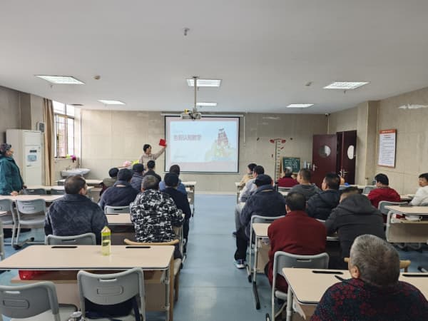 1764031465993220.jpg 9101a42f311cd697e027ed4d0b0f2aa8.jpg